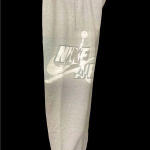 Nike Air boys sweatpants size 10-12
